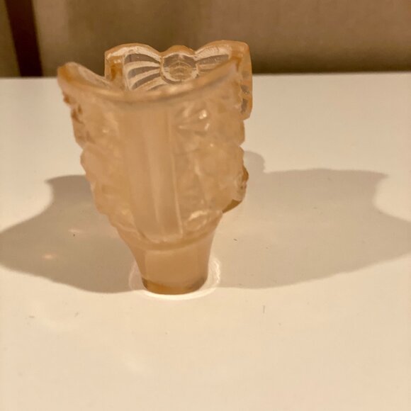 Vintage Fenton Glass Pink Shoe with Bow, 6" Long,‎ 2 1/4" Tall, 1 1/2" Wide - Picture 6 of 7